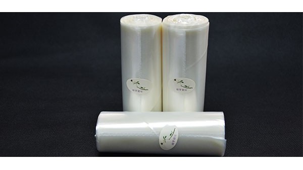 玉米不（bú）但能用來吃，居然還（hái）能作生物降解塑料的材料